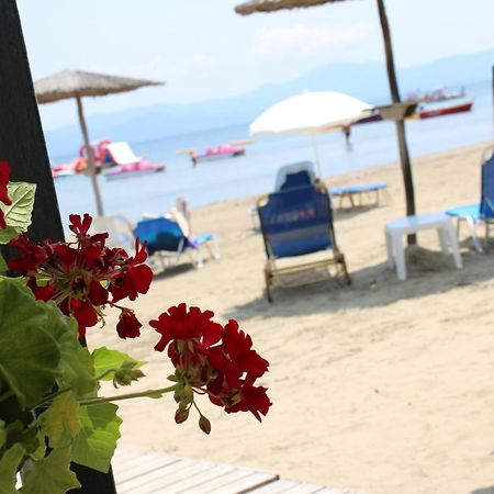 Stavros Beach Resort Kavos Exterior photo